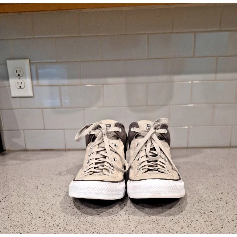 Converse High Street Mid Vintage Sneakers in Gray & White size 10